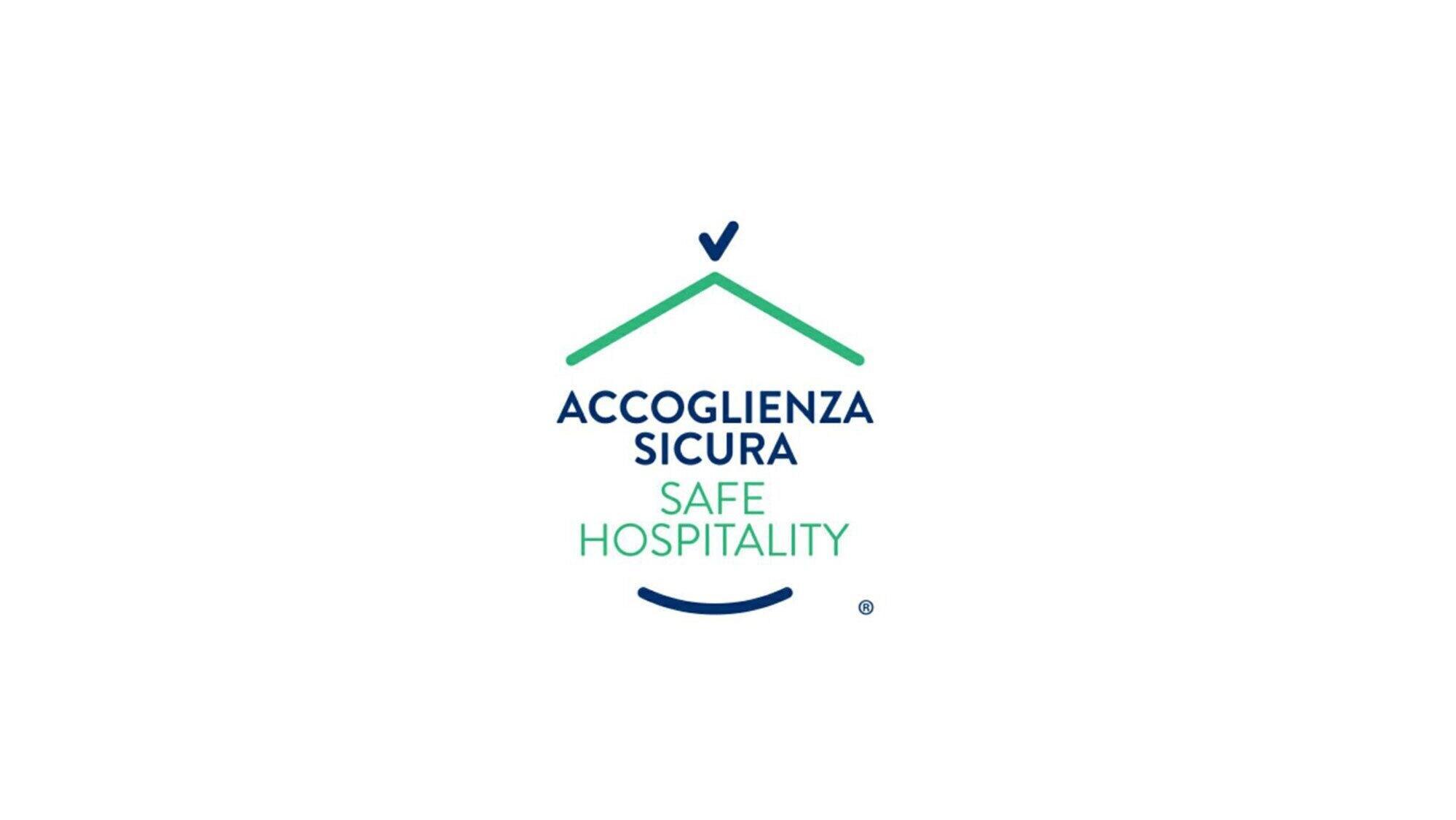 Hotel Azzurro LʼAquila Exteriér fotografie