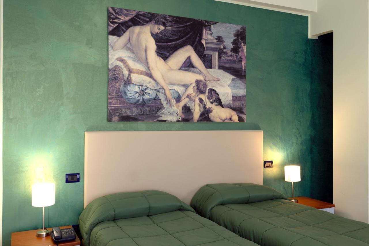 Hotel Azzurro LʼAquila Exteriér fotografie