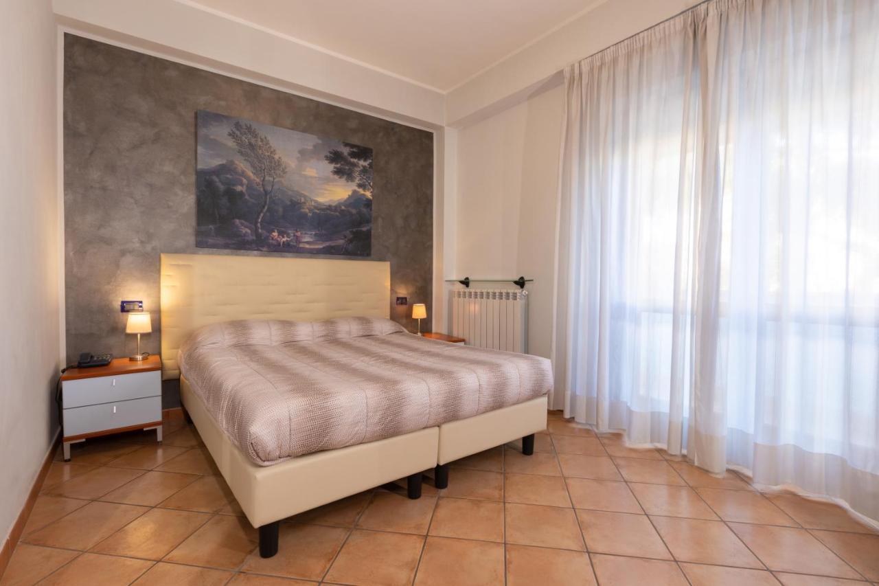 Hotel Azzurro LʼAquila Exteriér fotografie