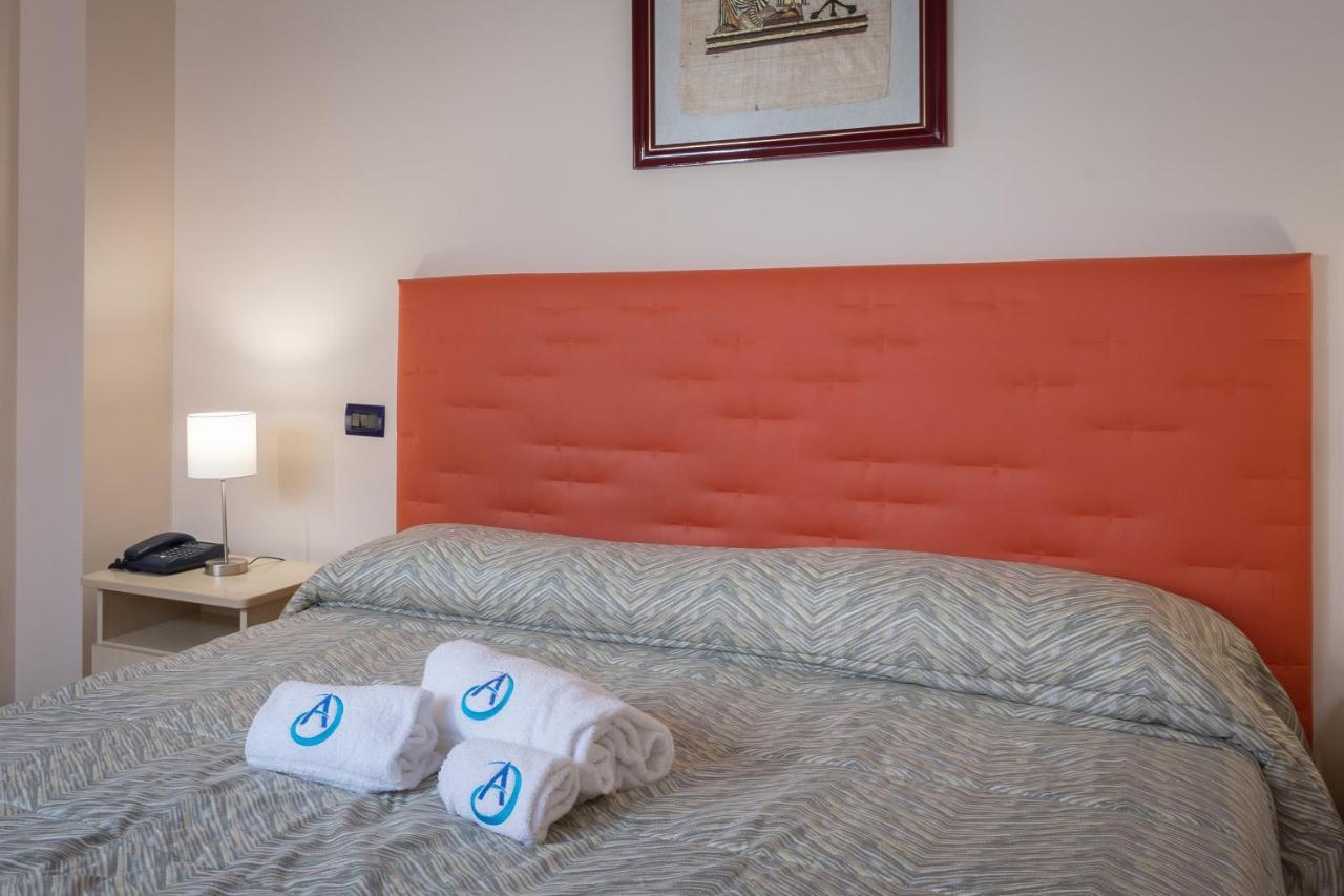Hotel Azzurro LʼAquila Exteriér fotografie